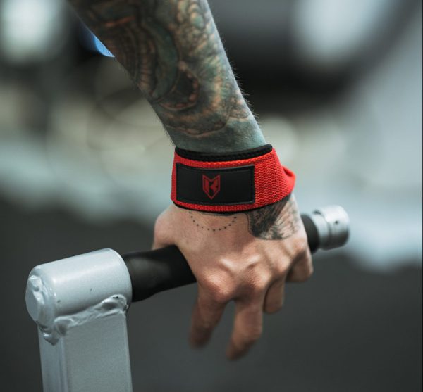 Red lifting straps for weightlifting - Image 5